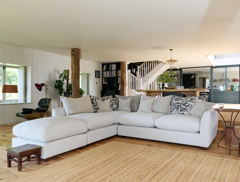 Hambledon Large Corner Unit and Stool RHF in Plain Two Tone Calico with Scatters in Cloth 22 Weaves_tablet